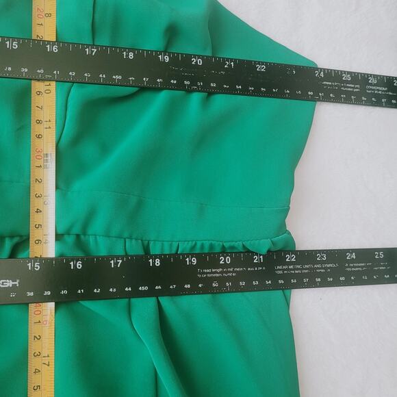 Torrid‎ Size 3 3X Kelly Green Flowy Fairy Babydoll Top Tinkerbell Princess Tiana - Picture 7 of 8